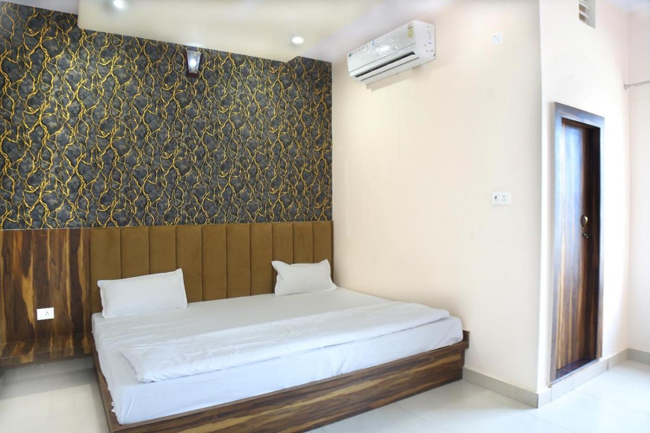מטורה Hotel Keshavam Inn מראה חיצוני תמונה